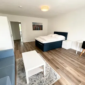 Zentrale Mit 3 Schlafzimmer Fuer Bis Zu 9 Personen Apartment Hamburg